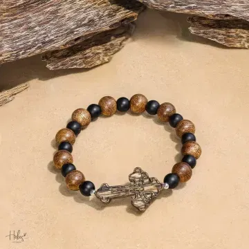 Handcrafted Agarwood Bracelet for Spiritual Souls – Grounding Energy for Meditation, Protection
