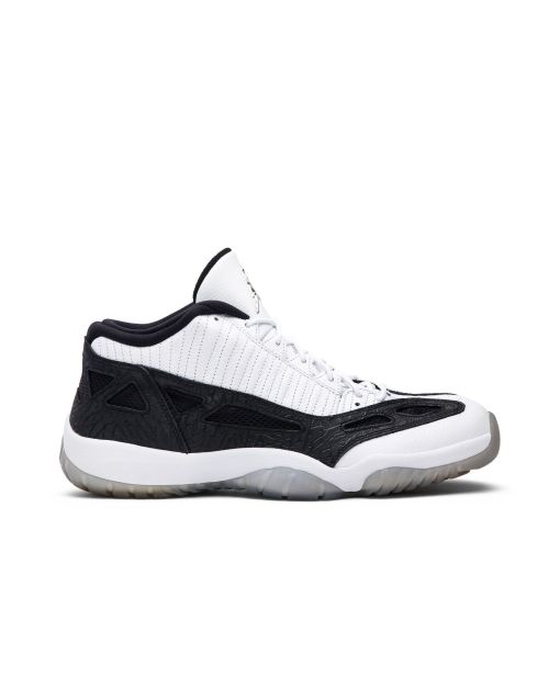 Jordan 11 Retro Low IE 306008-100 | White Black Lifestyle Sneaker
